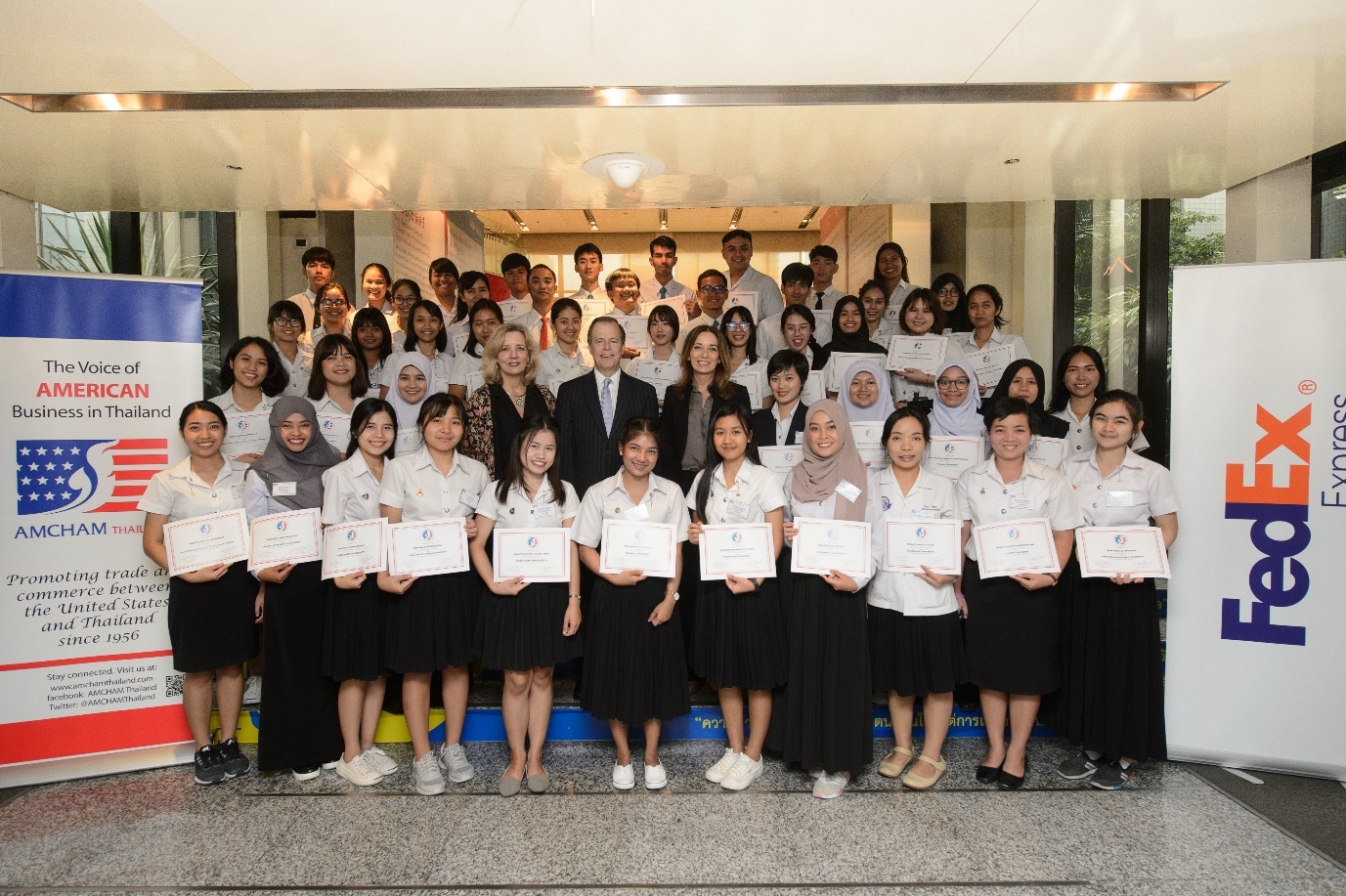 เฟดเอ็กซ์ จัดกิจกรรม FedEx Career Camp ประจำปี 2560 เตรียมความพร้อมนักเรียนไทยสำหรับอาชีพในอนาคต